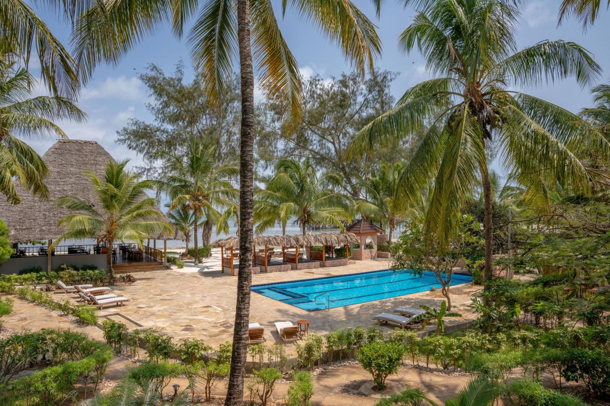Michamvi Sunset Bay Hotel Bagian luar foto