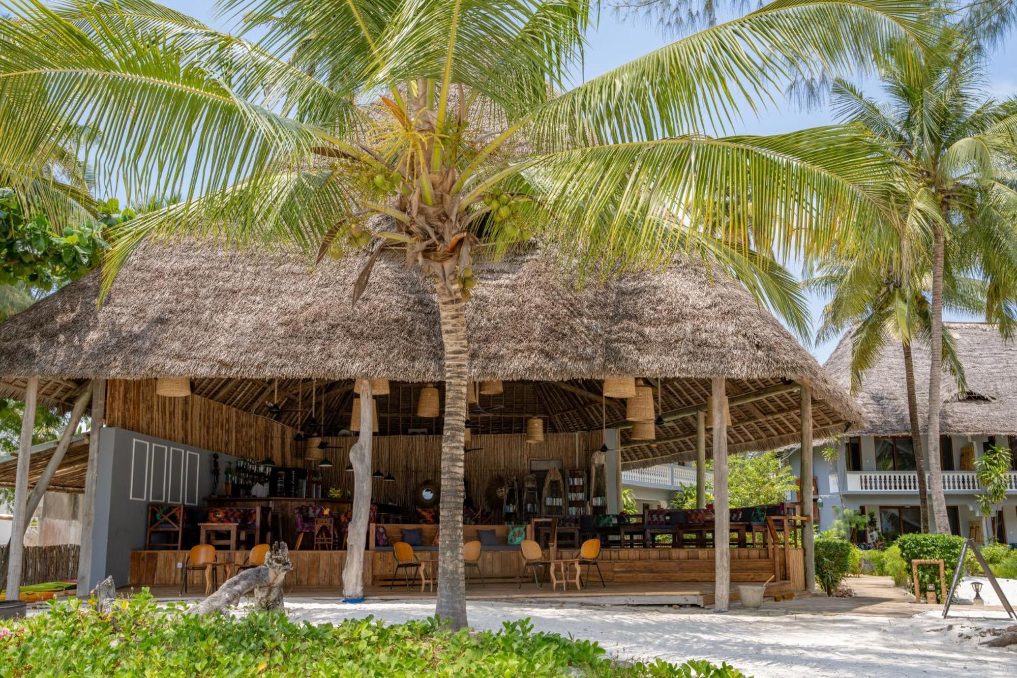 Michamvi Sunset Bay Hotel Bagian luar foto