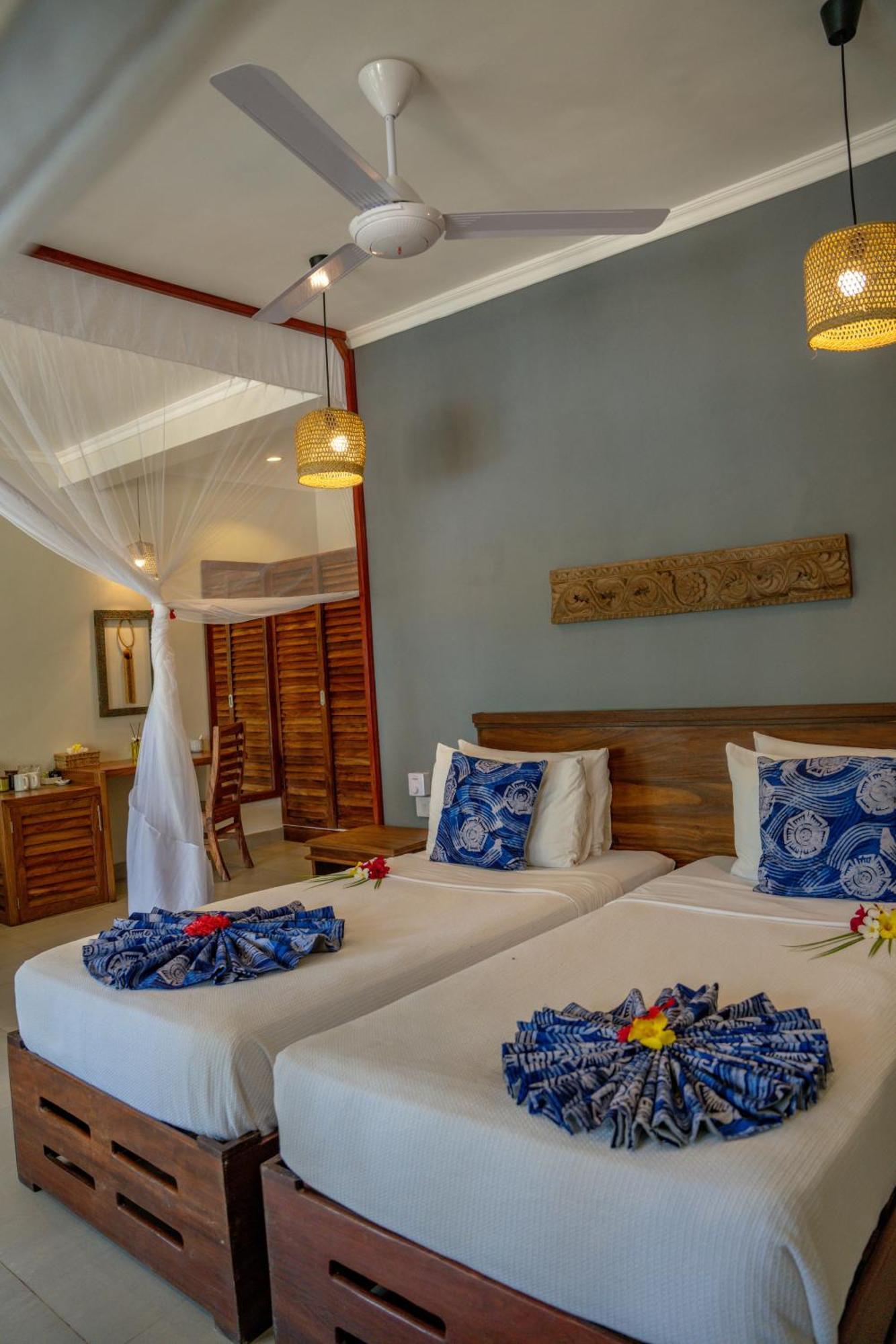 Michamvi Sunset Bay Hotel Bagian luar foto
