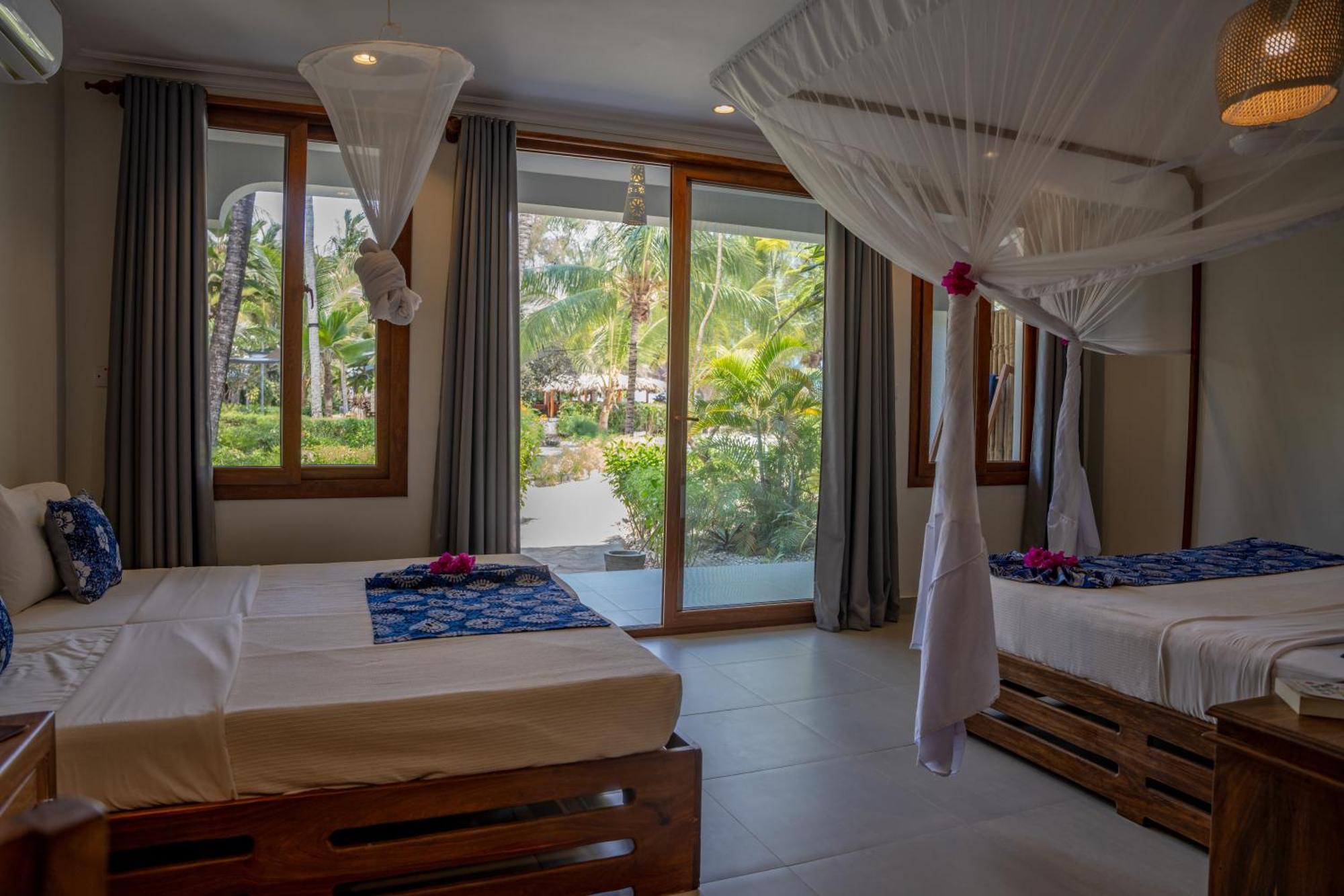 Michamvi Sunset Bay Hotel Bagian luar foto